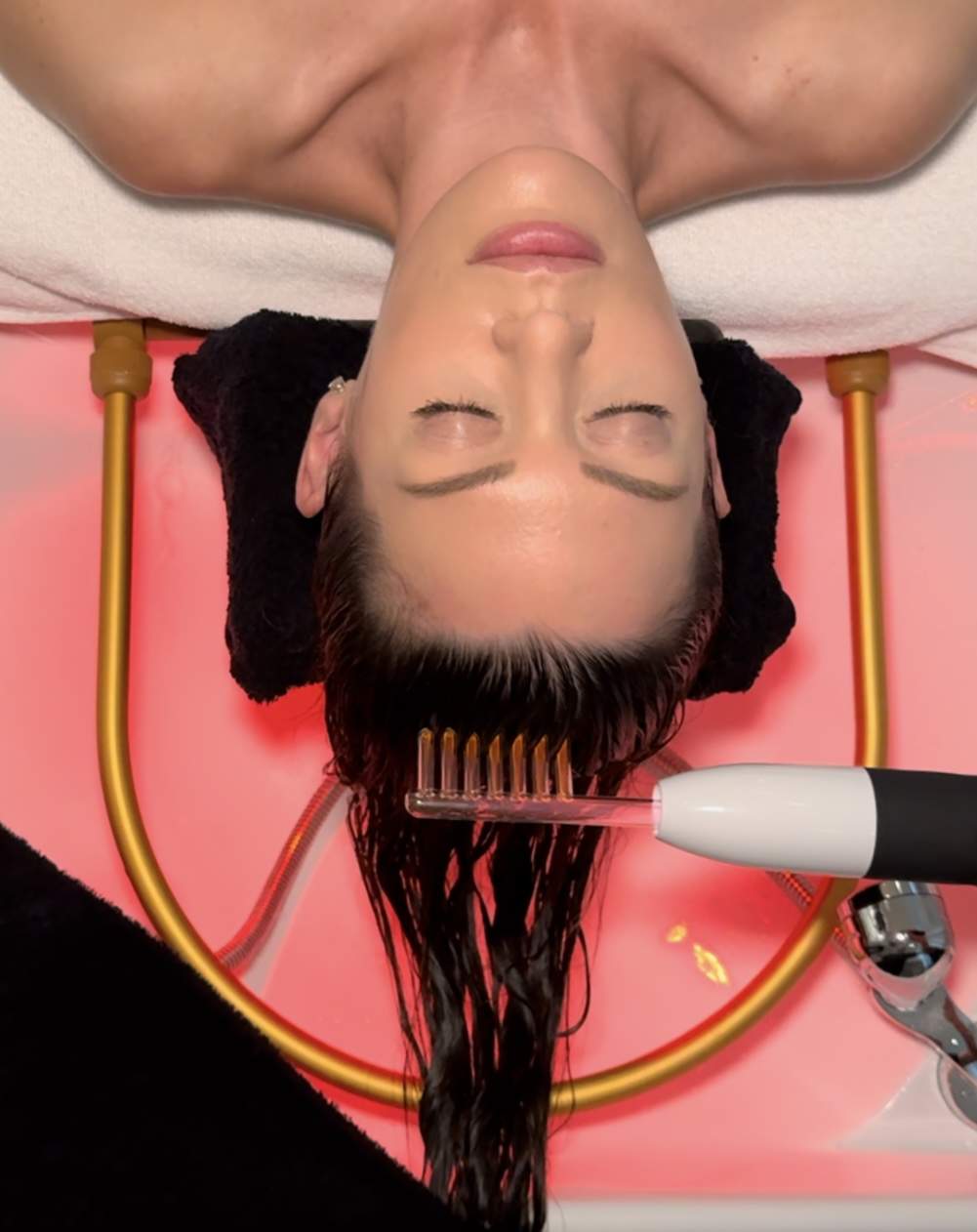 Featured image for post: The Perfect Facial Complement: The Flawless Head Spa Experience